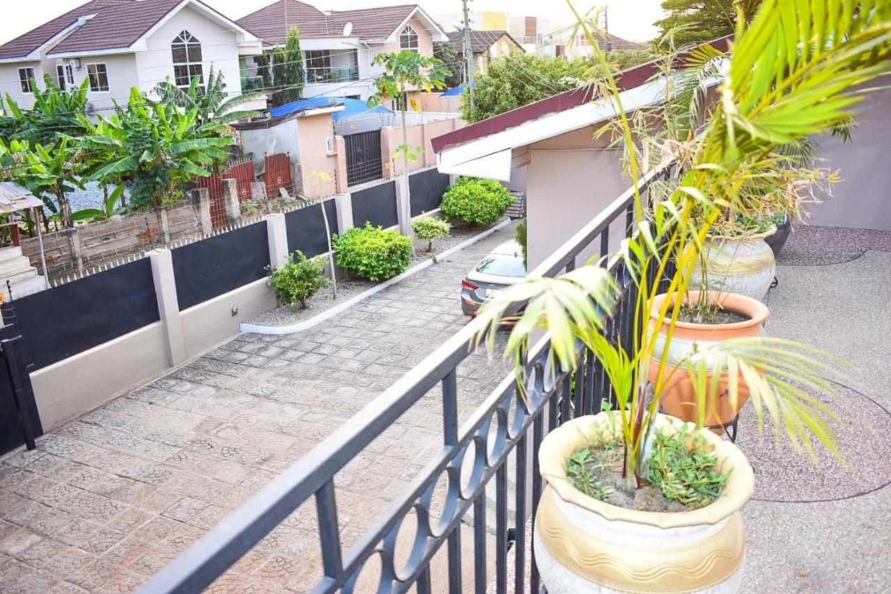 Dann Residence Ogbodjo Exterior photo